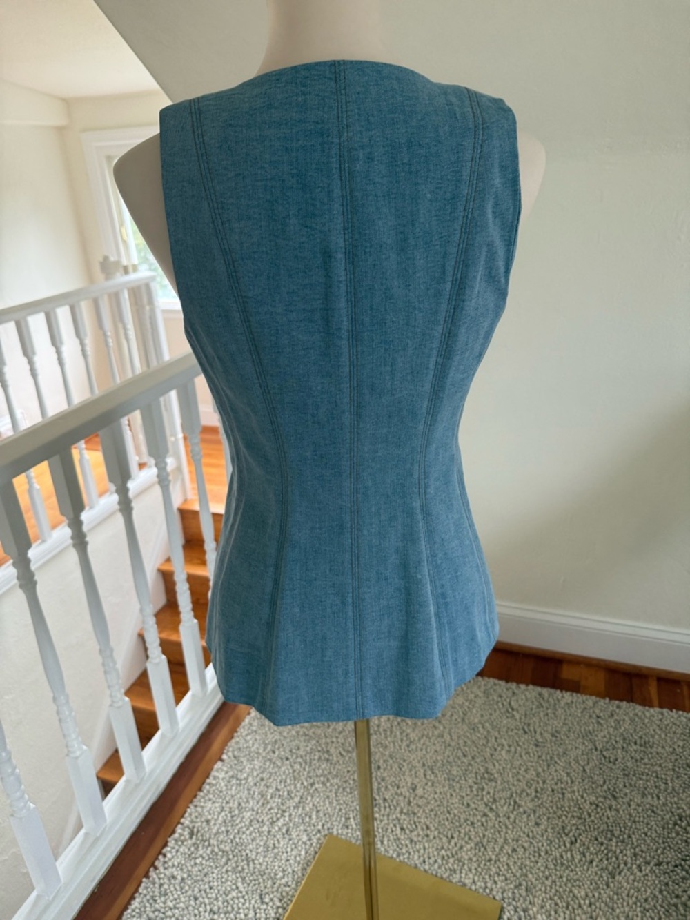 Veronica Beard Alvina Denim Vest NWT Size 6 in Blue Mirage - Picture 4 of 13
